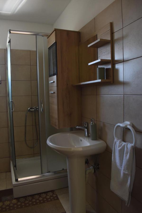 Apartmani Tomljenovic Senj  Exterior photo