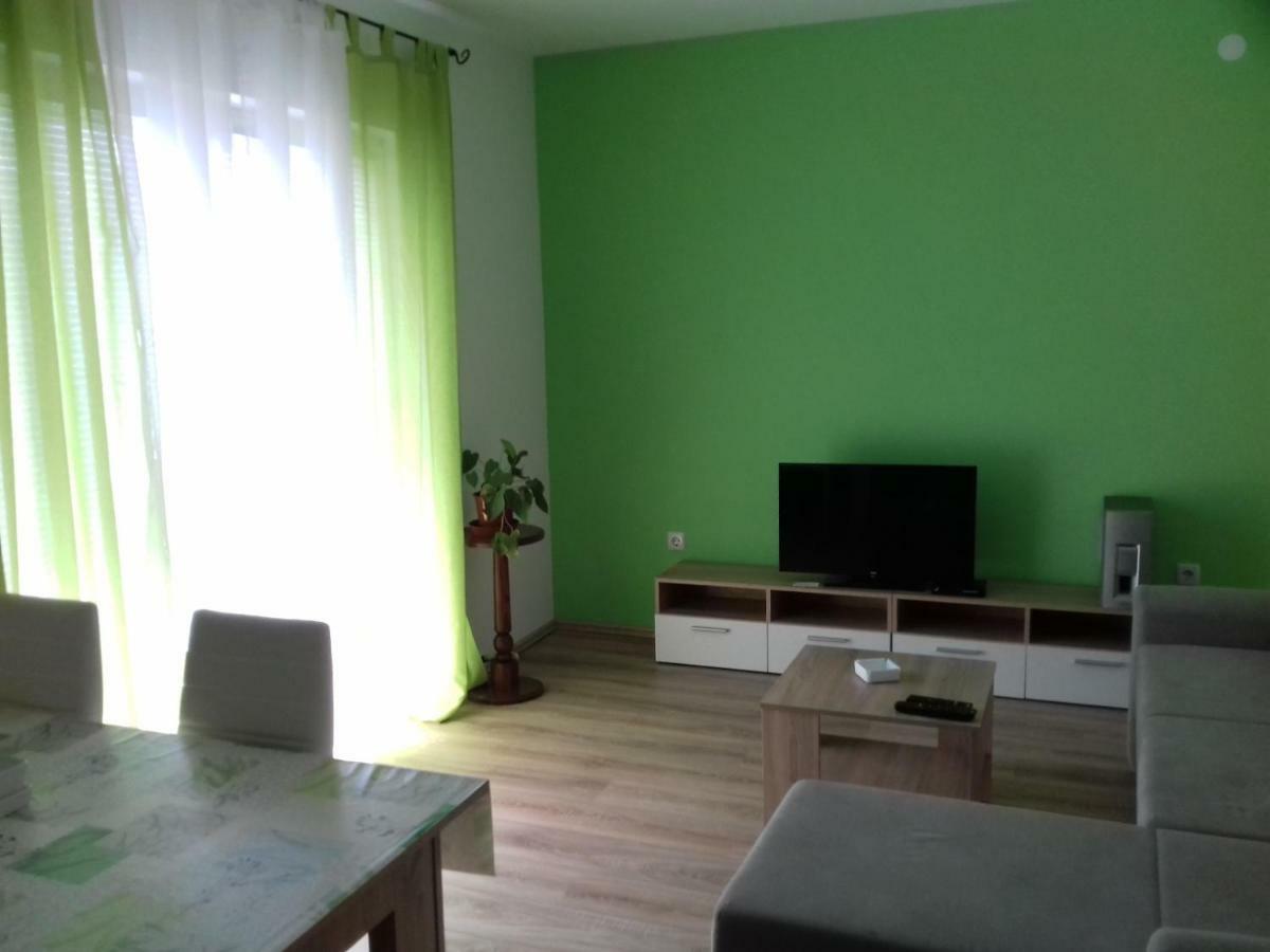 Apartmani Tomljenovic Senj  Exterior photo